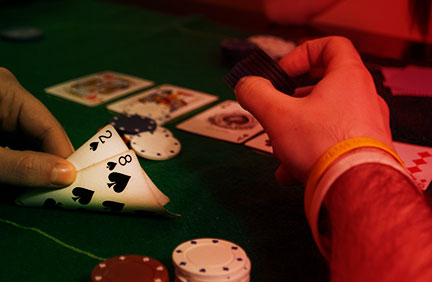 small pocket cards in poker